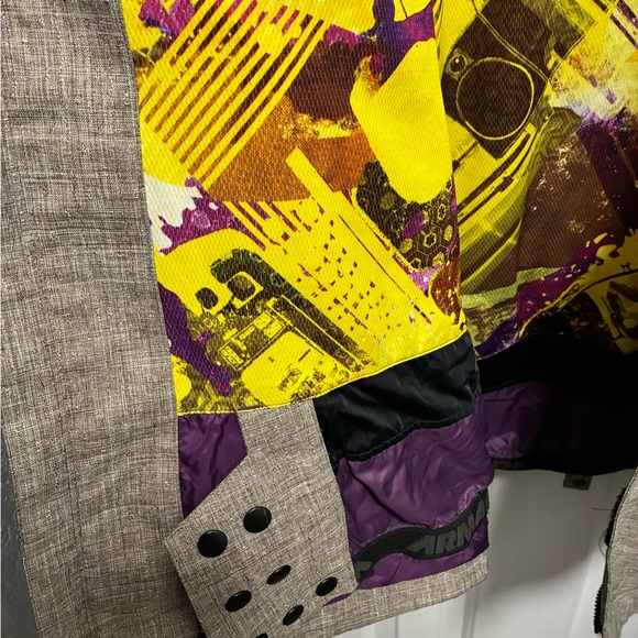 Armada Mega Rex - Picture 4 of 8